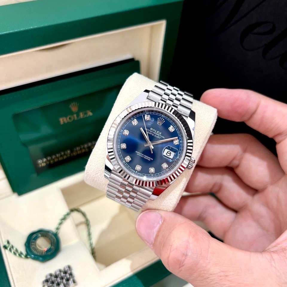 Đồng hồ Rolex Datejust 41 126234 Mặt số xanh Kim cương
