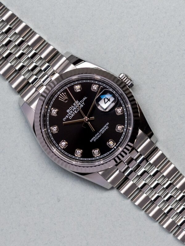 Đồng hồ Rolex Datejust 36 126234-0027 Mặt số đen Kim cương