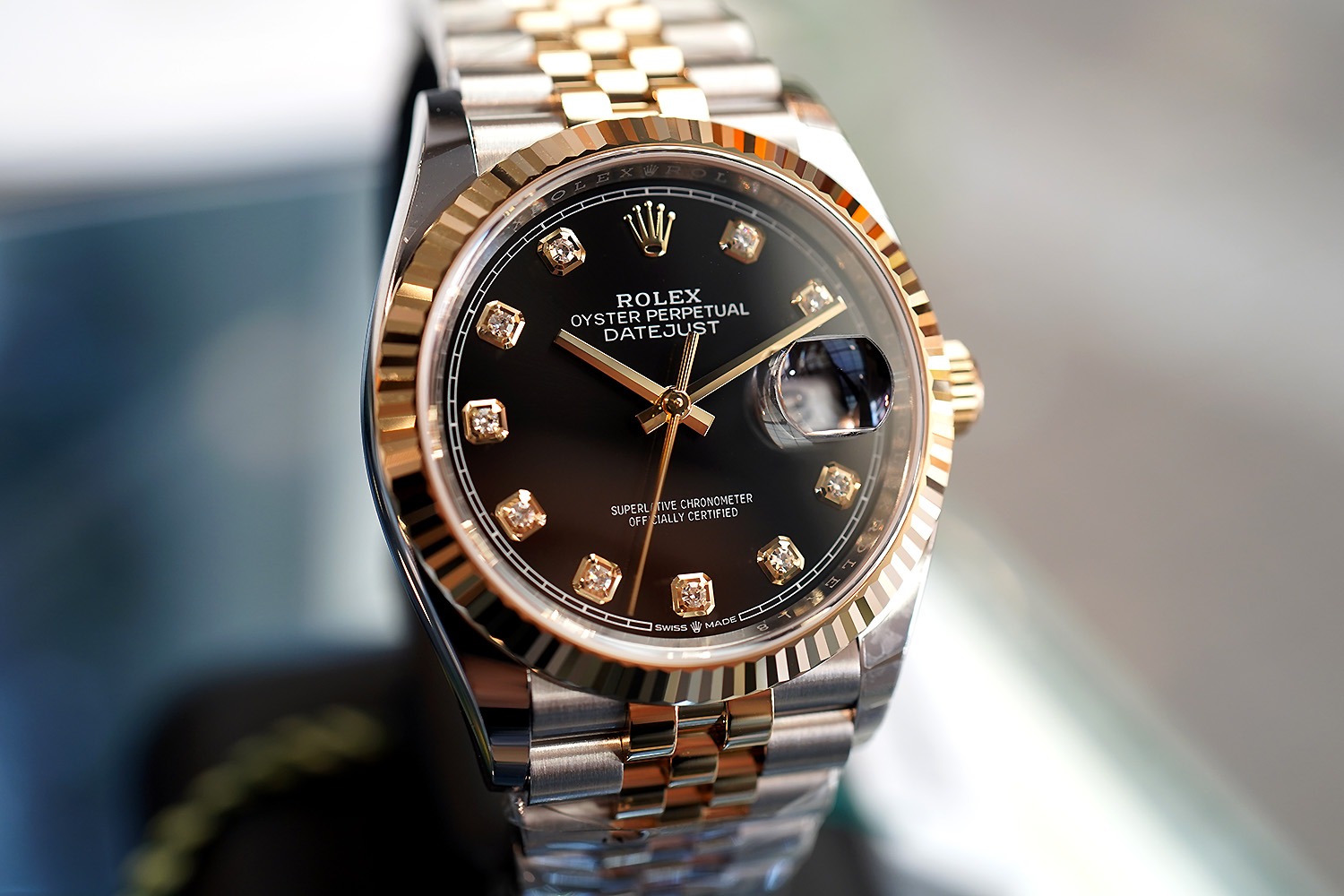 Đồng hồ Rolex Datejust 36 126233 Mặt Đen Kim Cương