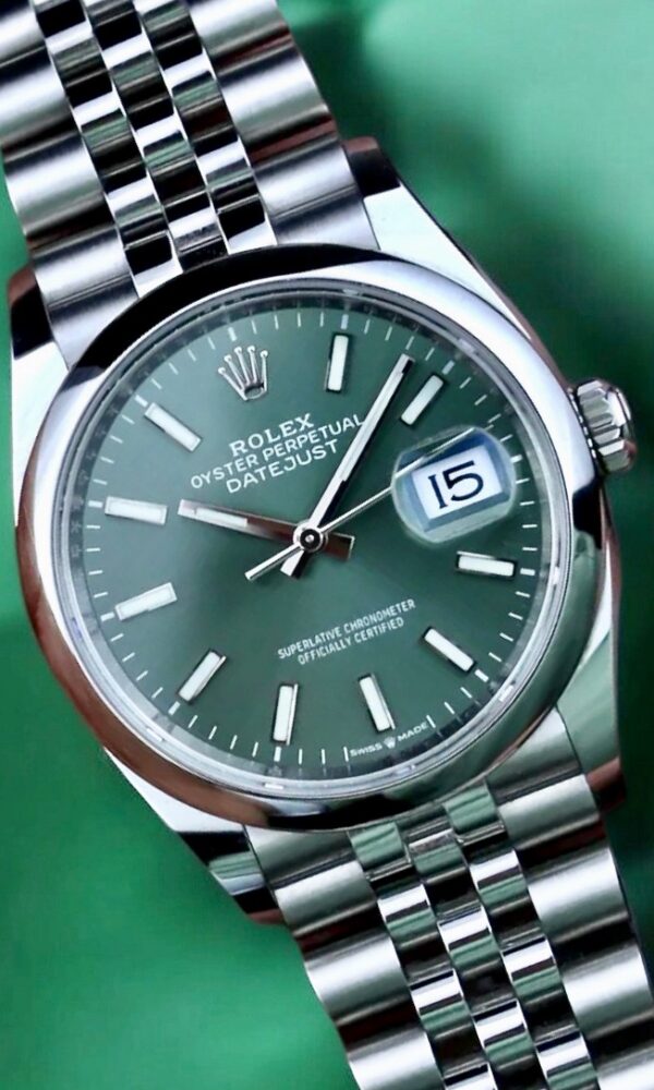 Đồng hồ Rolex Datejust 126200 Thép Mặt số xanh lá 36mm