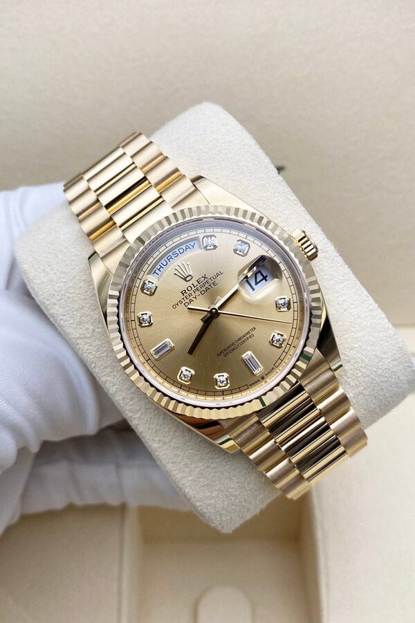 Đồng hồ Rolex Day-Date 128238 Mặt vàng Champagne Cọc kim 36mm