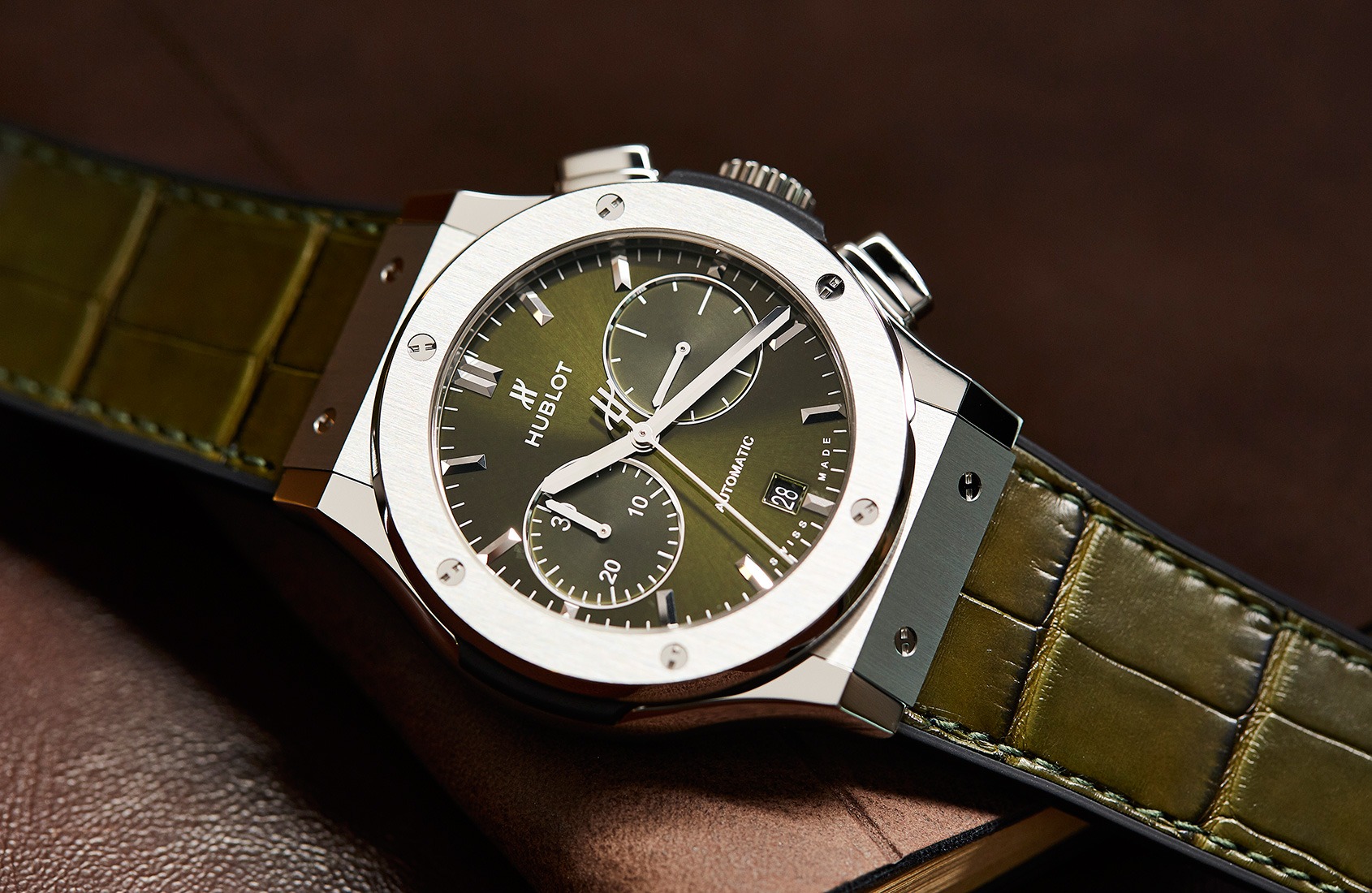 Đồng hồ Hublot Classic Fusion Mặt xanh lá 541.NX.8970.LR