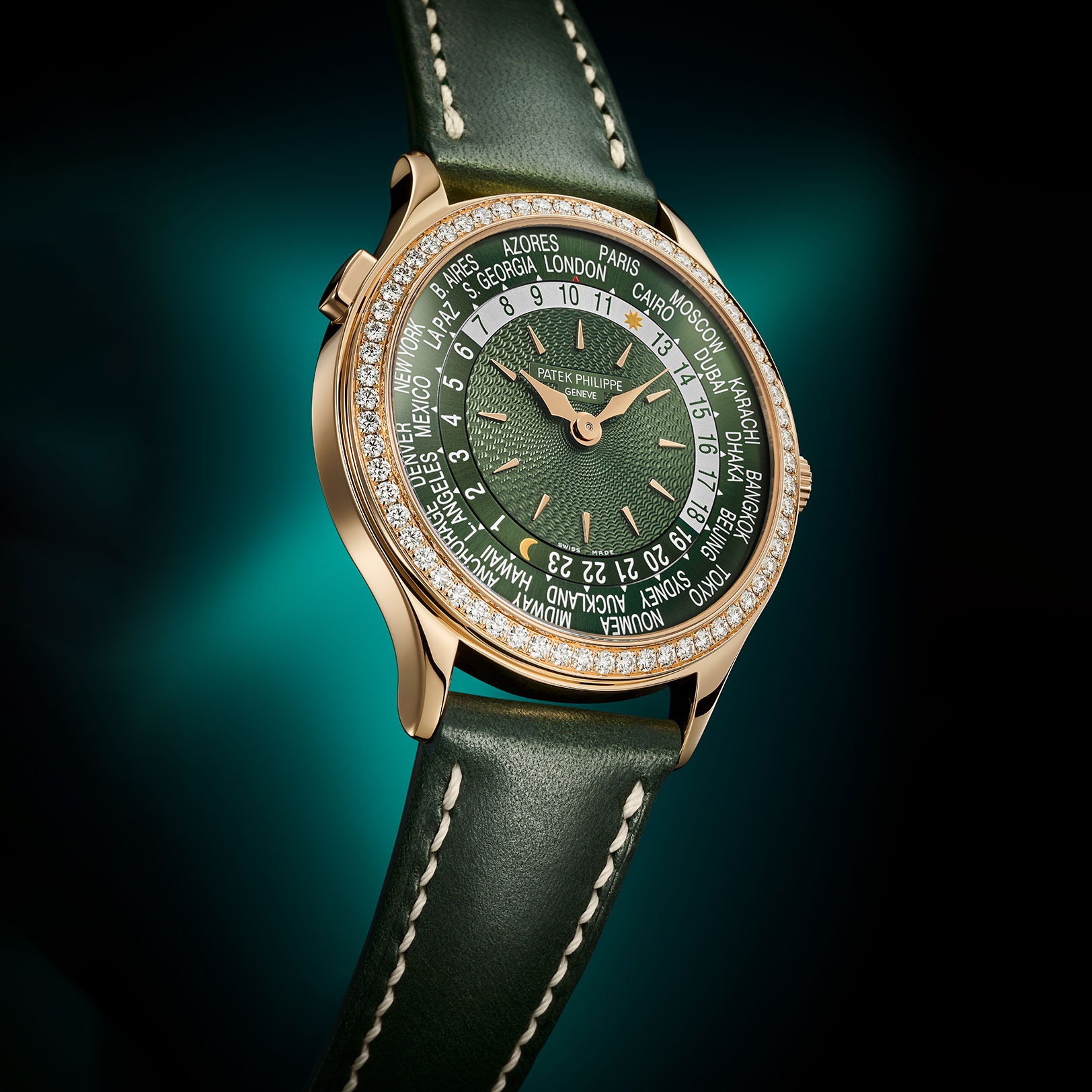 Đồng hồ Patek Philippe Complications 7130R-014 Mặt xanh lá 36mm