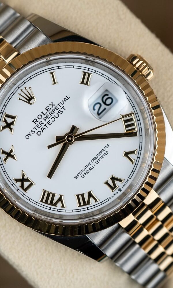 Đồng hồ Rolex Datejust 126233 Vàng/thép Mặt Trắng 36mm