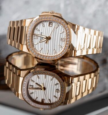 Đồng hồ Patek Philippe Nautilus 7010/1R-011 Mặt trắng 32mm