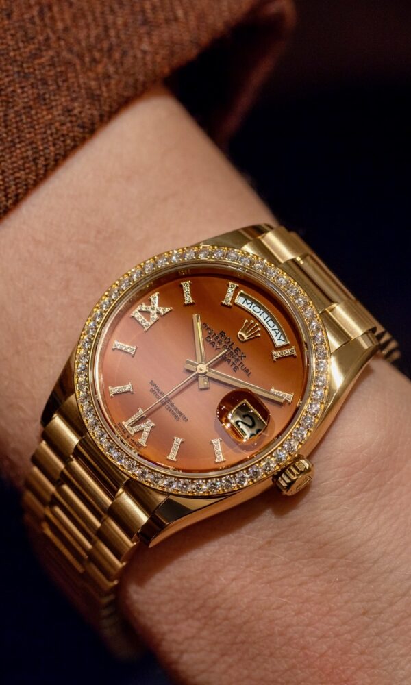 Đồng hồ Rolex Day-Date 128348RBR Mặt Số Đá Carnelian 36mm