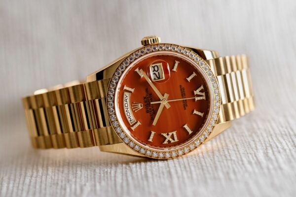 Đồng hồ Rolex Day-Date 128348RBR Mặt Số Đá Carnelian 36mm