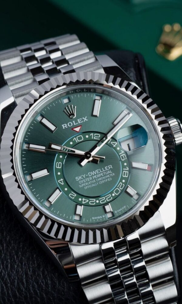 Đồng hồ Rolex Sky Dweller 336934 Mặt xanh lá Dây Jubilee 42mm