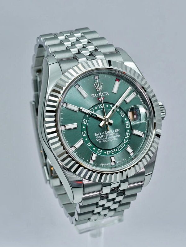 Đồng hồ Rolex Sky Dweller 336934 Mặt xanh lá Dây Jubilee 42mm