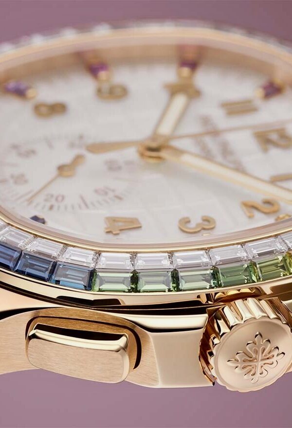 Đồng hồ Patek Philippe Aquanaut Luce “Rainbow” 7968/300R Mặt MOP 39,9mm