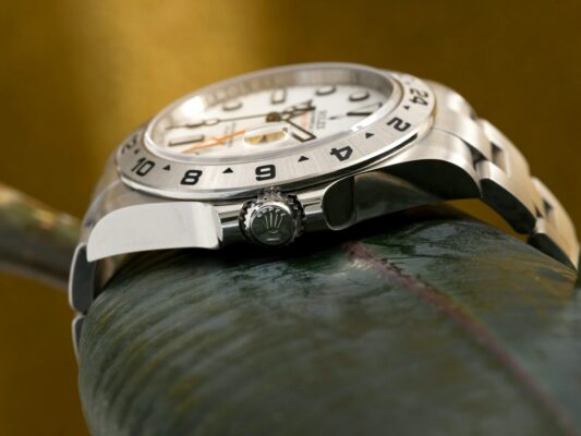 Đồng hồ Rolex Explorer II 226570 Thép Mặt Số Trắng 42mm