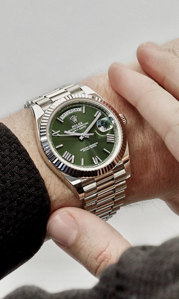 Đồng hồ Rolex Day-Date 228239 Vàng trắng Mặt Olive 40mm