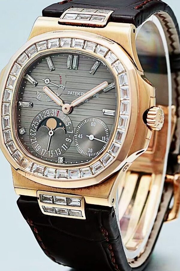 Đồng hồ Patek Philippe Nautilus 5724R-001 Vàng hồng 40mm