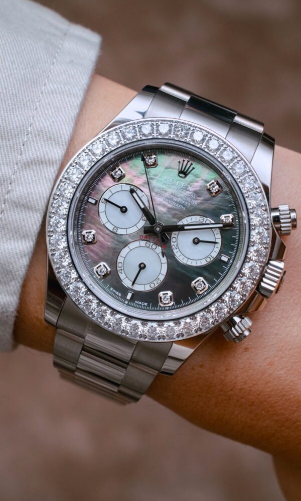Đồng hồ Rolex Daytona 126579RBR Vàng trắng Mặt xà cừ tím