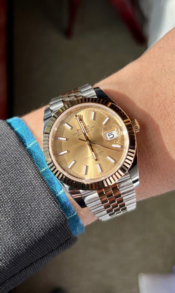 Đồng hồ Rolex Datejust 126333 Mặt Champagne Cọc quang 41mm