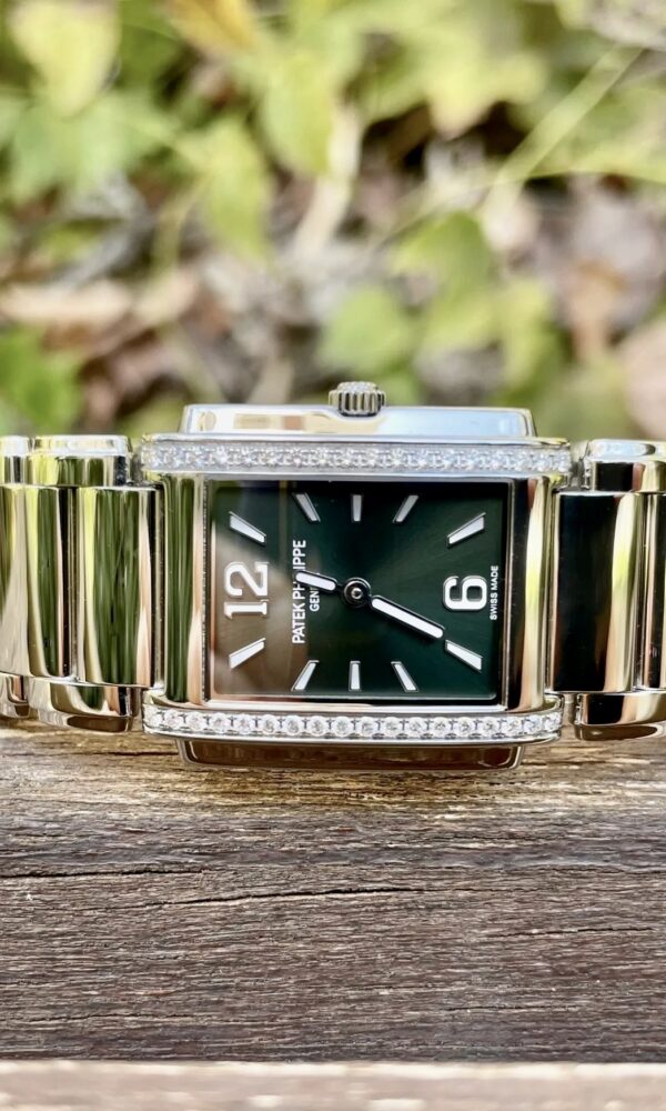 Đồng hồ Patek Philippe Twenty~4 4910/1200A-011 Thép 30mm