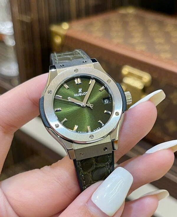Đồng hồ Hublot Classic Fusion 81.NX.8970.LR Titanium Mặt xanh lá 33mm