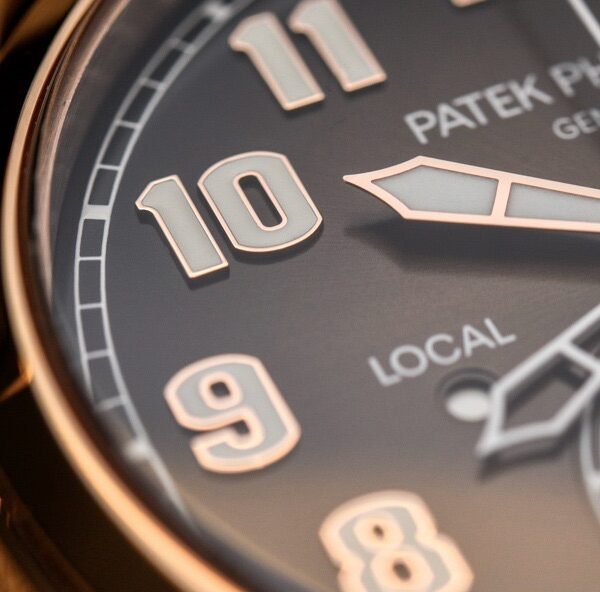 Patek Philippe Complications 5524R-001: Biểu Tượng Của Sự Khác Biệt