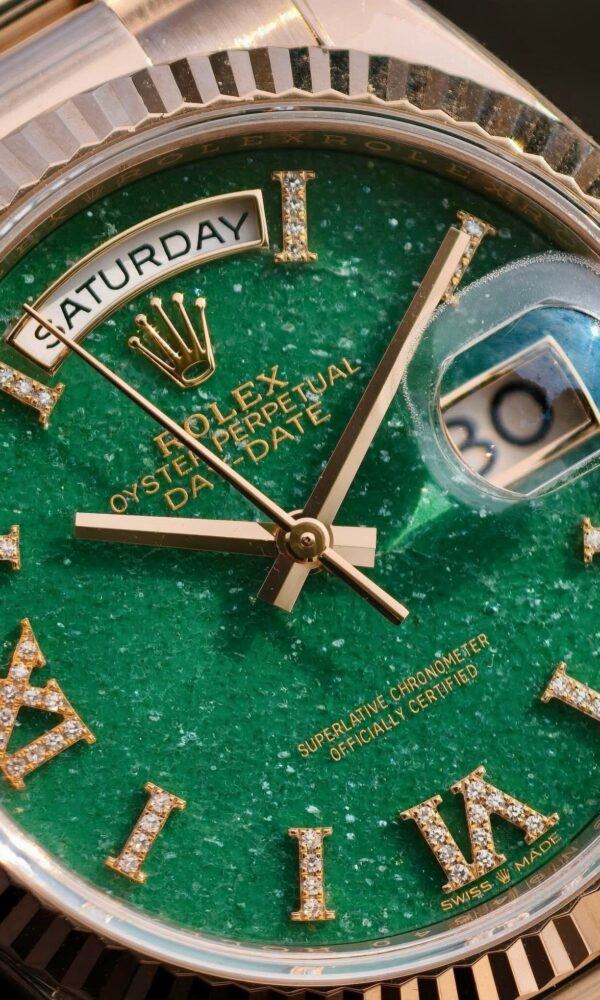 Đồng hồ Rolex Day-Date 128235 Mặt đá Aventurine xanh lá 36mm