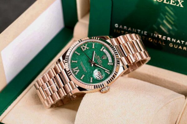 Đồng hồ Rolex Day-Date 128235 Mặt đá Aventurine xanh lá 36mm