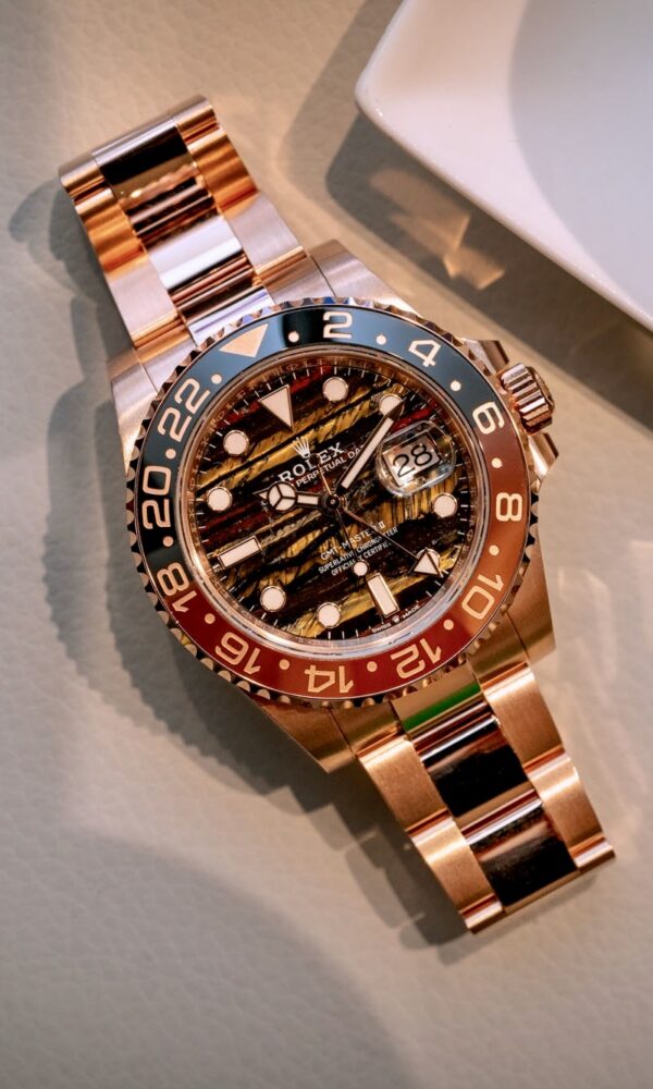 Đồng hồ Rolex GMT-Master II 126715CHNR Tiger Iron 40mm