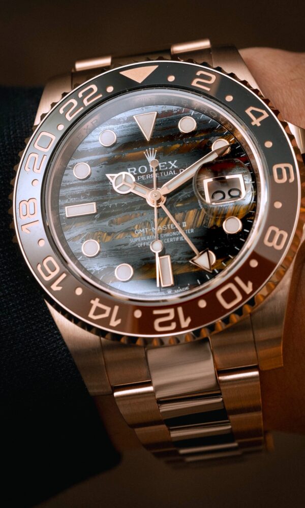 Đồng hồ Rolex GMT-Master II 126715CHNR Tiger Iron 40mm