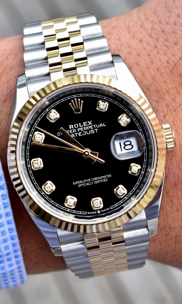 Đồng hồ Rolex Datejust 126233 Mặt Đen Kim Cương 36mm