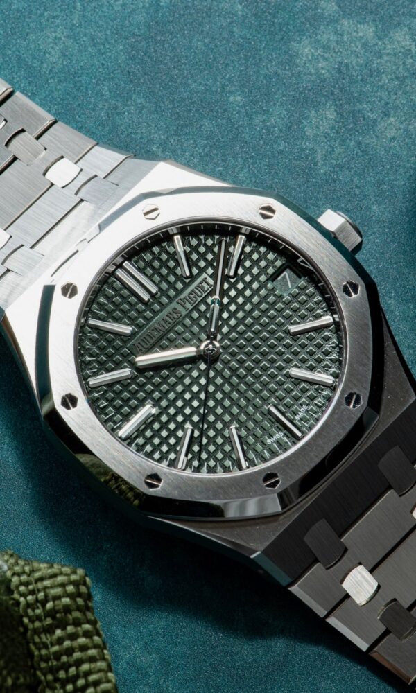 Đồng hồ Audemars Piguet Royal Oak 15510ST Thép Mặt xanh lá 41mm