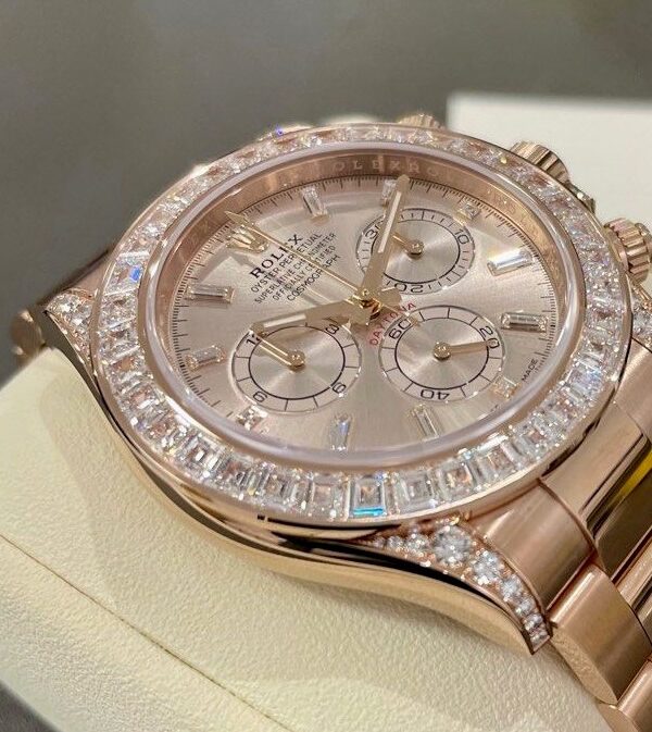 Đồng hồ Rolex Cosmograph Daytona 126595TBR Mặt số hồng 40mm