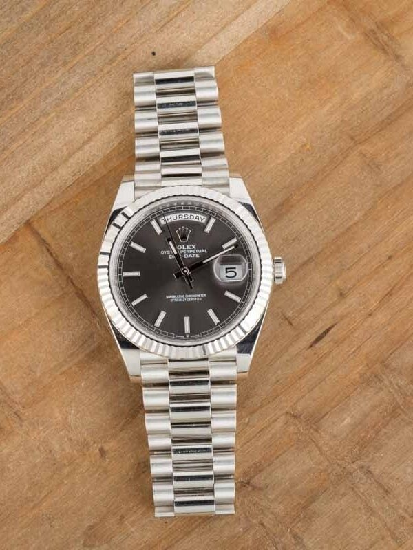 Đồng hồ Rolex Day-Date 228236 Platinum Mặt số xám 40mm