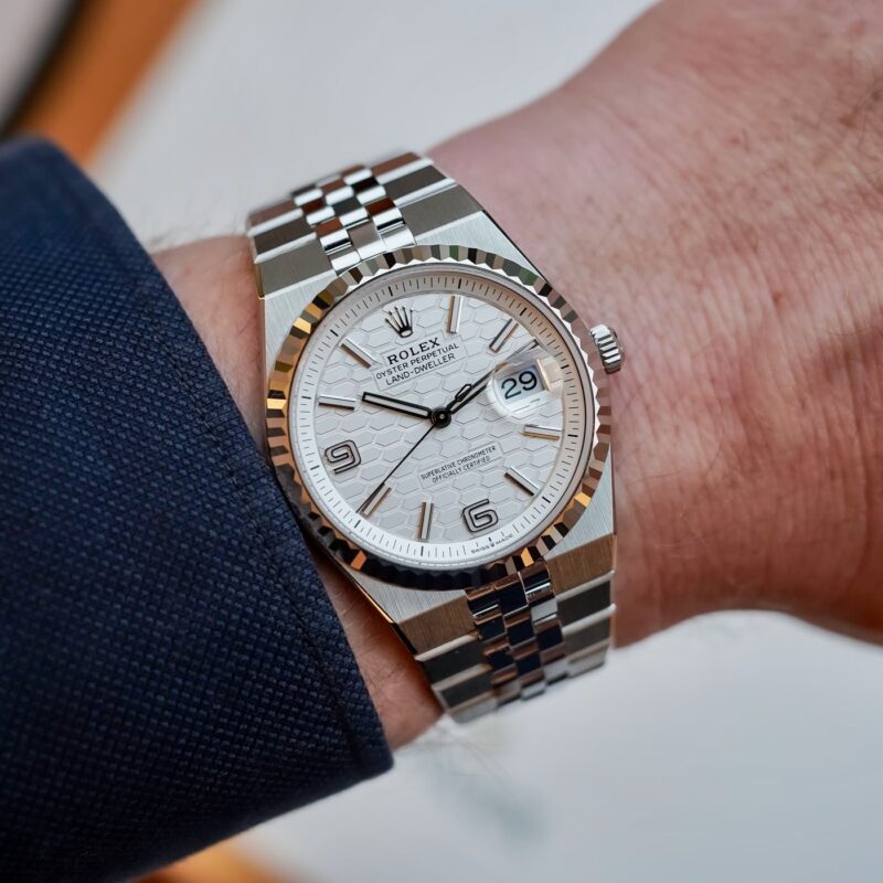 Đồng hồ Rolex Land-Dweller 127234 Vàng/Thép Mặt số trắng 36mm