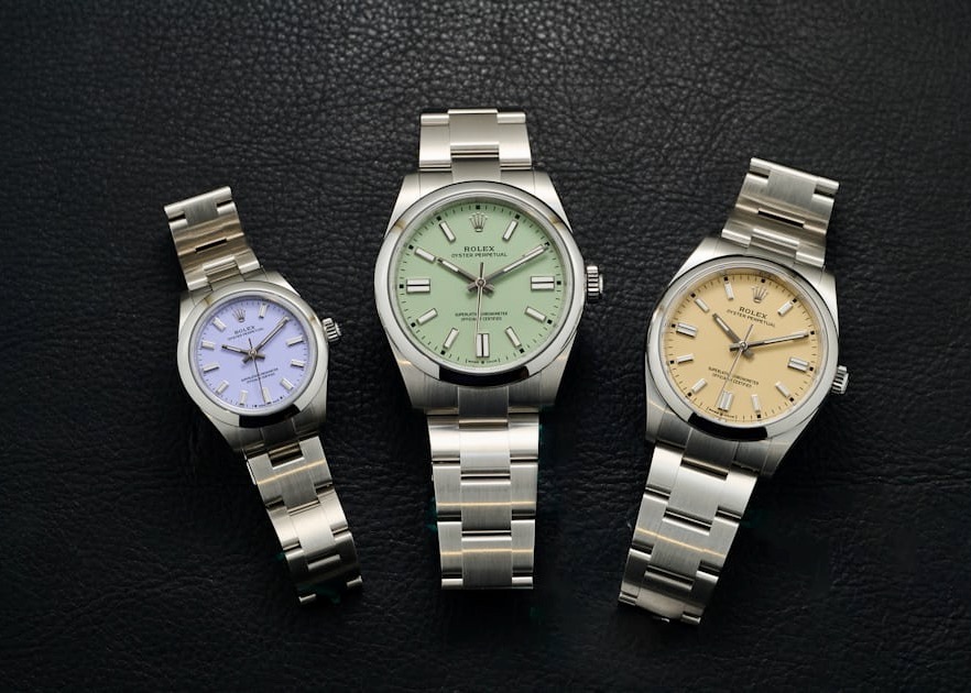 Đồng hồ Rolex Oyster Perpetual 126000 Thép Mặt xanh Pistachio 36mm