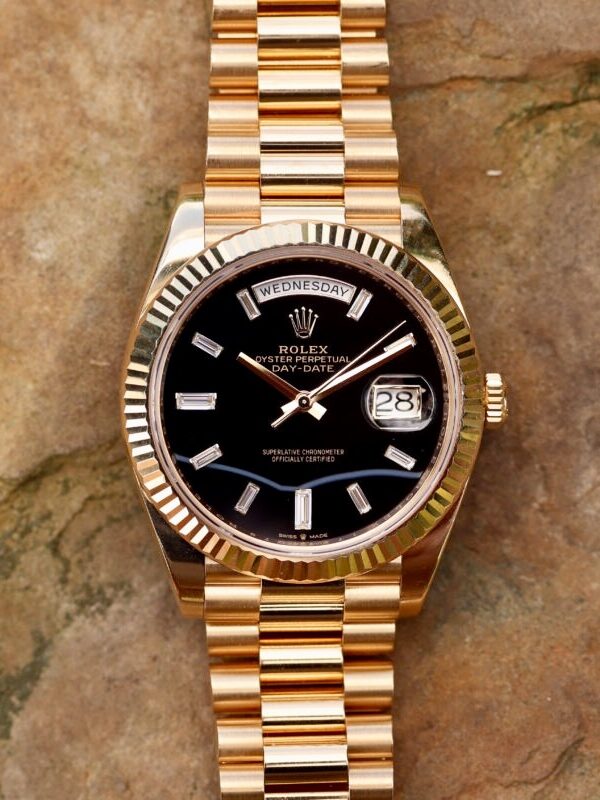 Đồng hồ Rolex Day-Date 228238 Mặt đá Onyx 40mm
