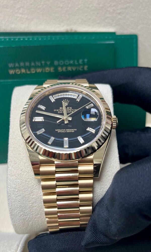 Đồng hồ Rolex Day-Date 228238 Mặt đá Onyx 40mm