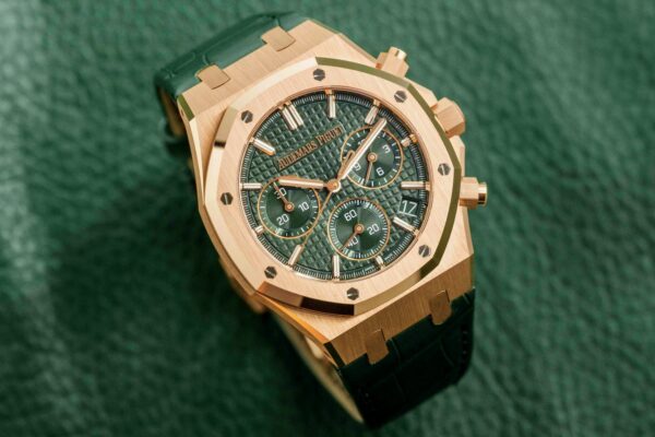 Đồng hồ Audemars Piguet Royal Oak 26240OR Mặt xanh lá dây da 41mm