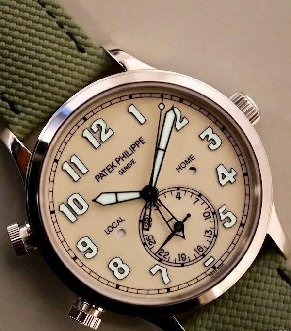 Đồng hồ Patek Philippe Complications 5524G-010 Mặt ngà voi 42mm