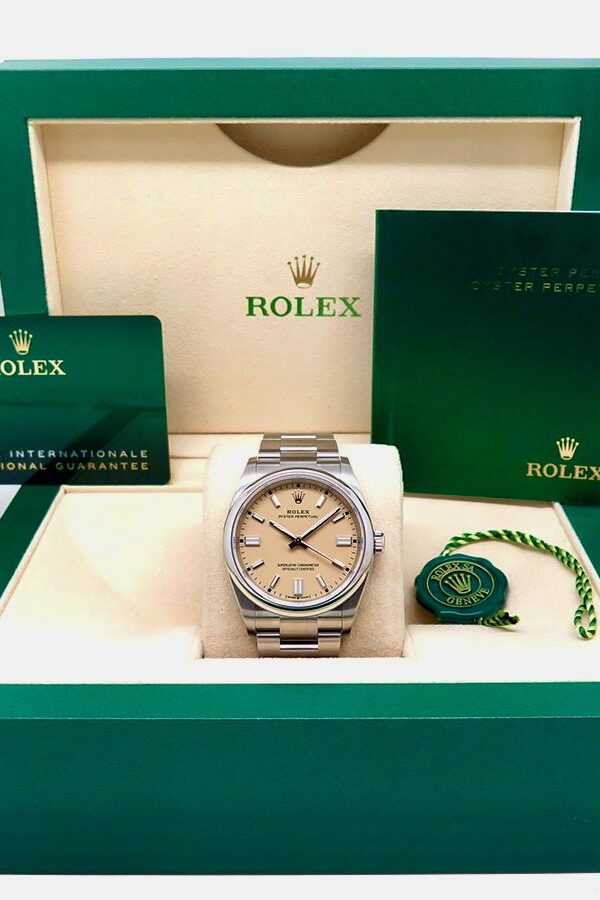 Đồng hồ Rolex Oyster Perpetual 126000 Thép Mặt be 36mm
