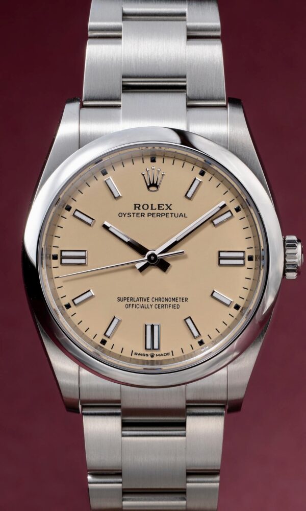 Đồng hồ Rolex Oyster Perpetual 126000 Thép Mặt be 36mm