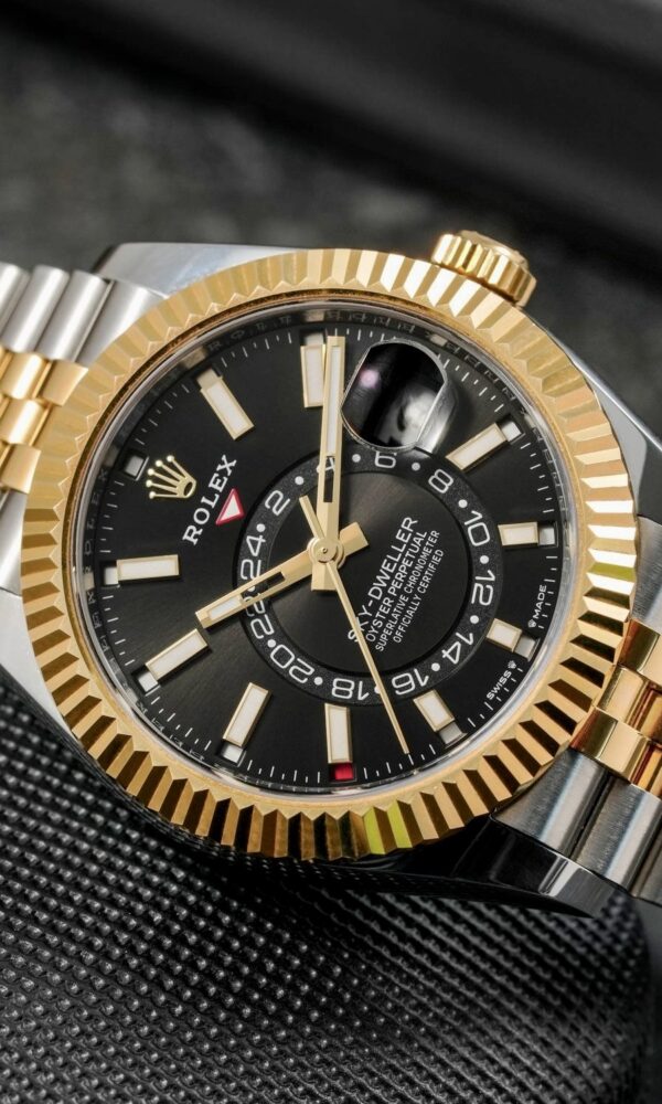 Đồng hồ Rolex Sky Dweller 336933 Vàng/Thép Mặt đen Dây Jubilee 42mm
