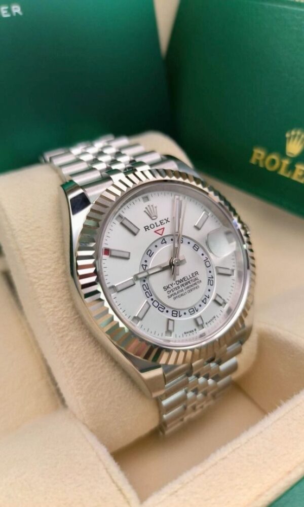 Đồng hồ Rolex Sky Dweller 336934 Vàng trắng/Thép Mặt trắng Dây Jubilee 42mm