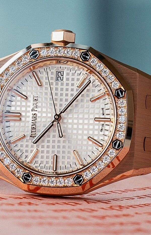 Đồng hồ Audemars Piguet Royal Oak 77451OR Mặt trắng 34mm