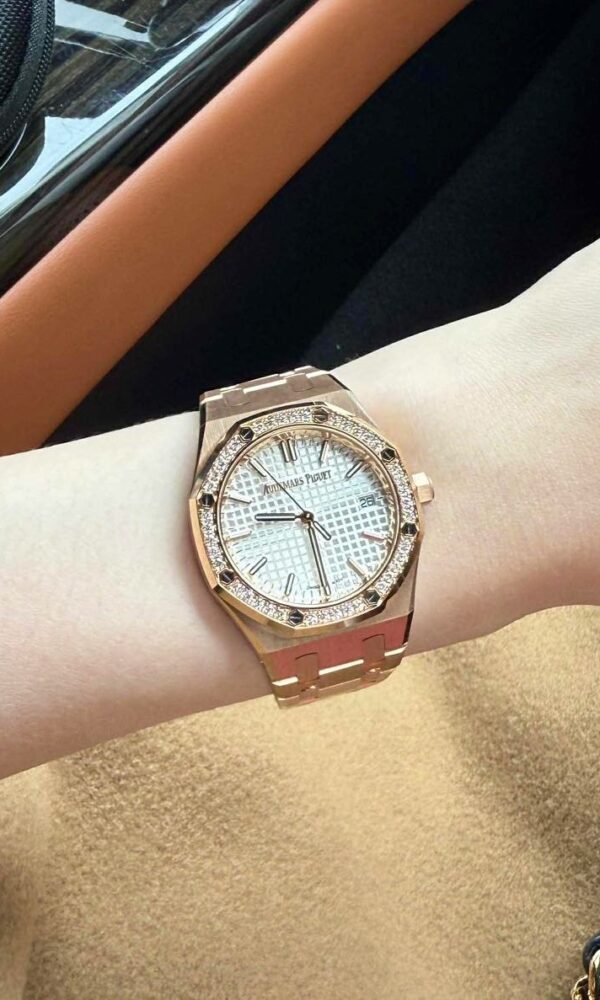 Đồng hồ Audemars Piguet Royal Oak 77451OR Mặt trắng 34mm