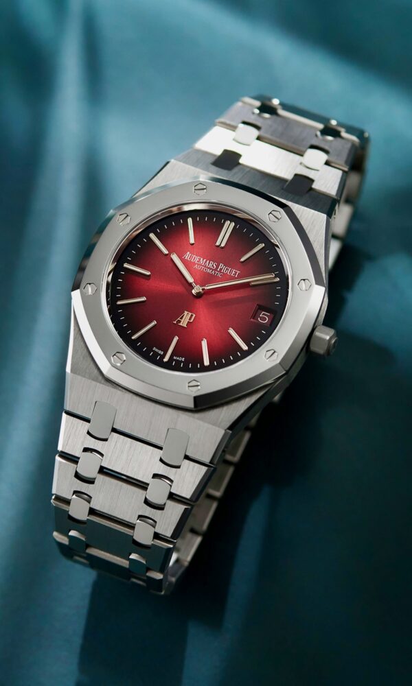 Đồng hồ Audemars Piguet Royal Oak Jumbo Extra-Thin 16202XT Titanium Mặt đỏ 39mm