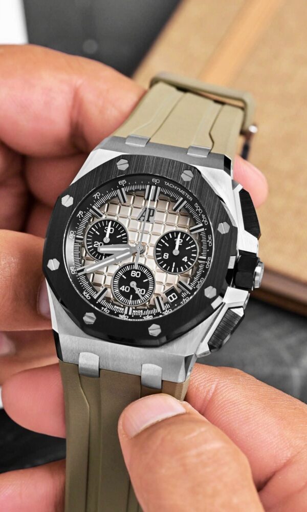 Đồng hồ Audemars Piguet Royal Oak Offshore 26420SO Mặt khói nâu sáng 43mmm