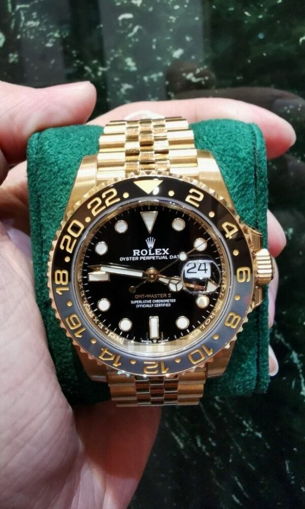 Đồng hồ Rolex GMT-Master II 126718GRNR Mặt đen 40mm