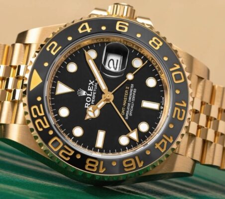 Đồng hồ Rolex GMT-Master II 126718GRNR Mặt đen 40mm