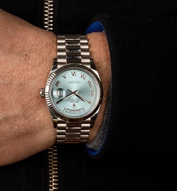 Đồng hồ Rolex Day-Date 128236 Platinum Iceblue Cọc La Mã 36mm