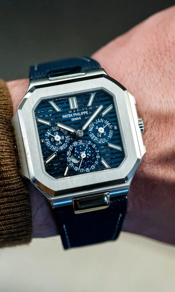 Đồng hồ Patek Philippe Cubitus 5840P-001 Skeleton 45mm